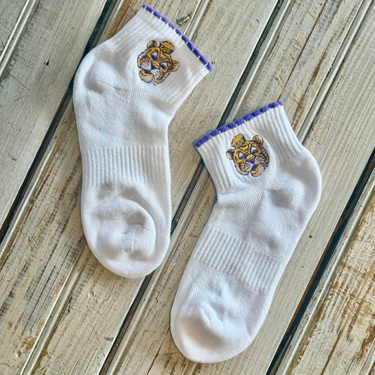 NM Embroidered Scallop Sailor Mike Sock